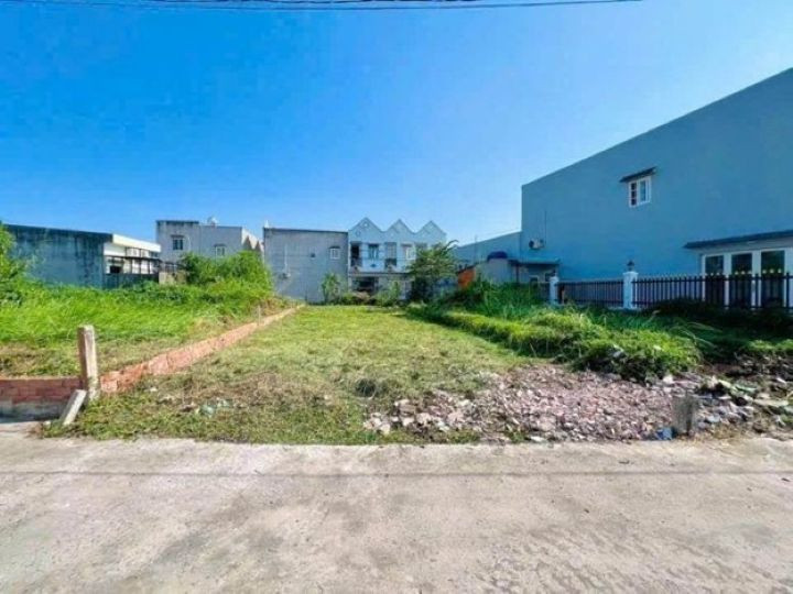 ĐẤT ĐẸP NẰM NGAY KCN BÌNH ĐÔNG, TP.GÒ CÔNG 100M²/700TR SHR - TỰ DO XÂY
