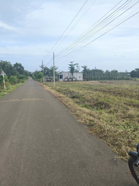 Bán đất 183,4m² ngang 5m giá 690 triệu Xã Bình Giã