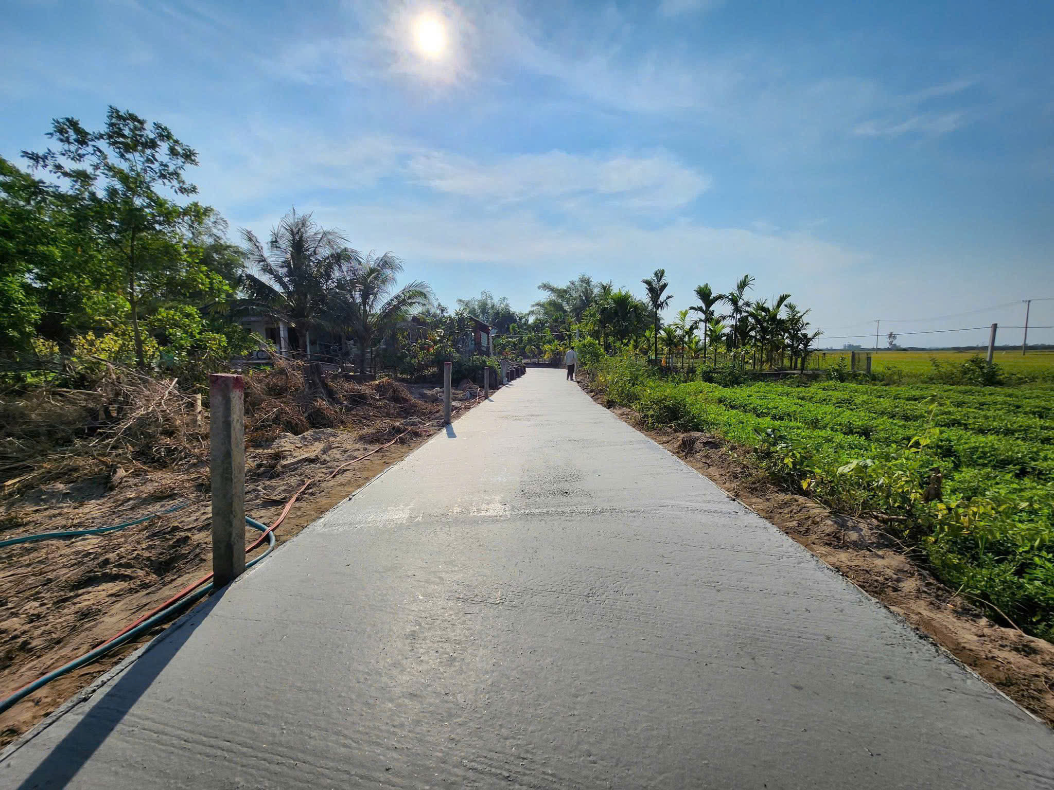 Cần bán lô đất view cánh đồng, cách sông chỉ 200m, giá 500tr