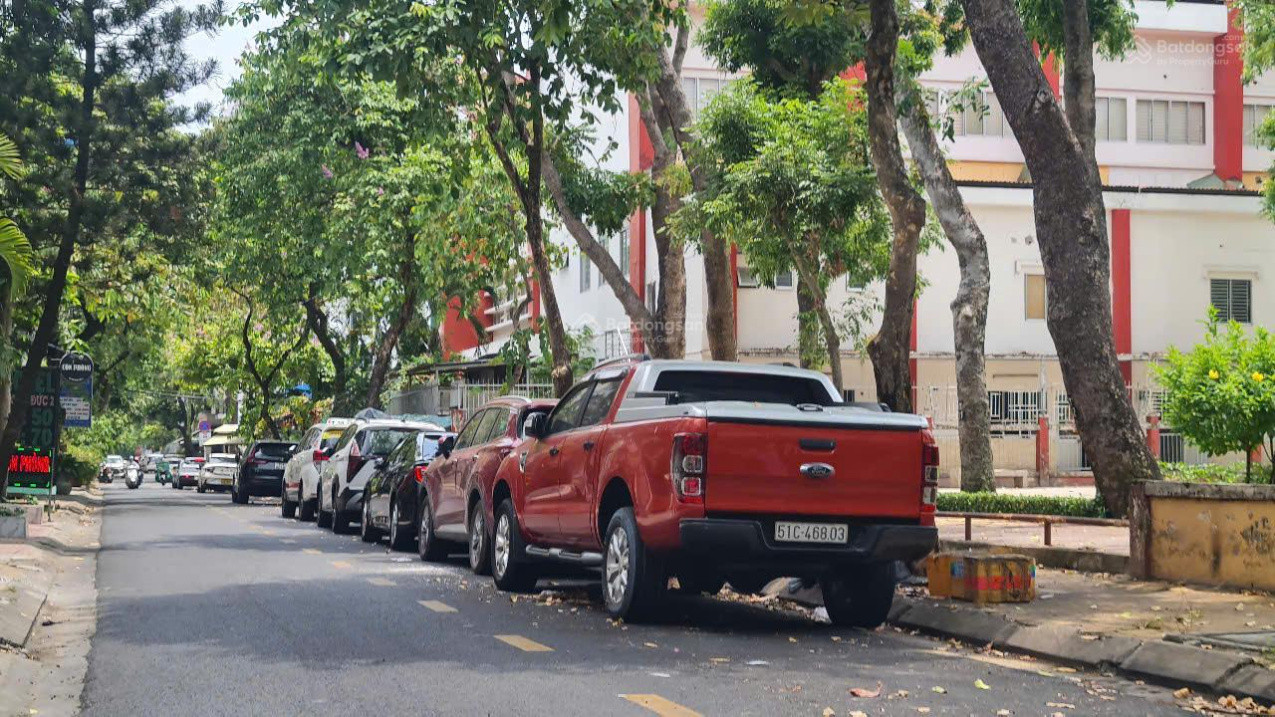 NHÀ BÁN KHU DÂN CƯ Trung Sơn Sầm uất, 100m2,x 4 tầng , Giá nhỉnh 17 tỷ, sổ hồng riêng hoàn công.