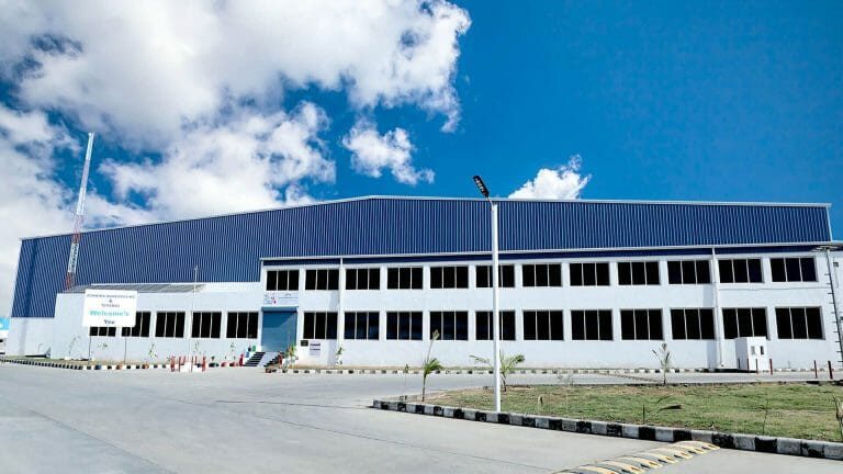 Cho Thuê Xưởng DTKV: 12.000m2 - DTXD: 7600m2. Giá thuê chỉ 3,8 usd/m2 trong KCN - Đồng Nai.