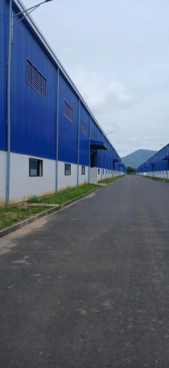 Bán nhà xưởng tại Khu công nghiệp Long Khánh, tỉnh Đồng Nai. Dự án có quy mô tổng diện tích 30.000m2