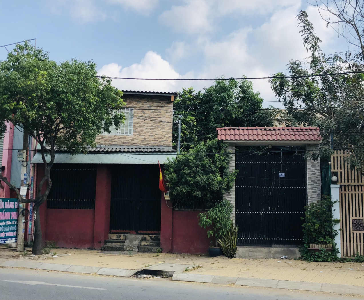 Nhà mặt tiền Trần Văn Giàu gần khu công nghiệp Poucheng