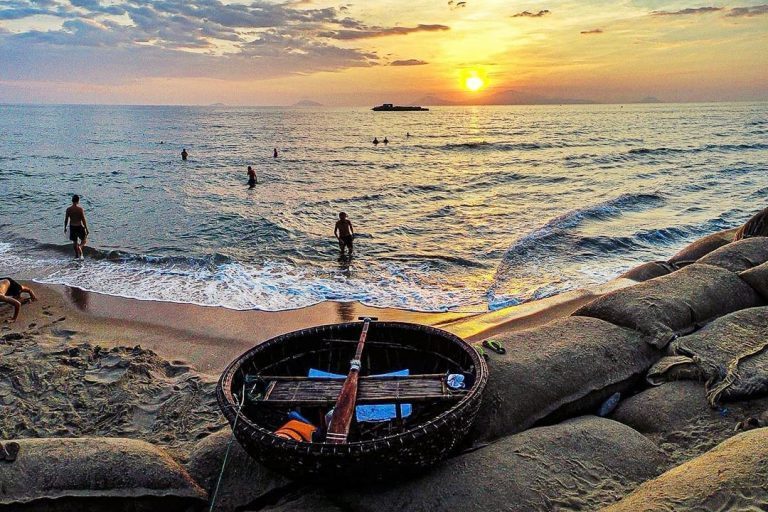 Đất biển Bình Minh - Nam Hội An (xã Thăng An, Đà Nẵng). Với 2,2 tỷ đồng là có thể sở hữu ngay.