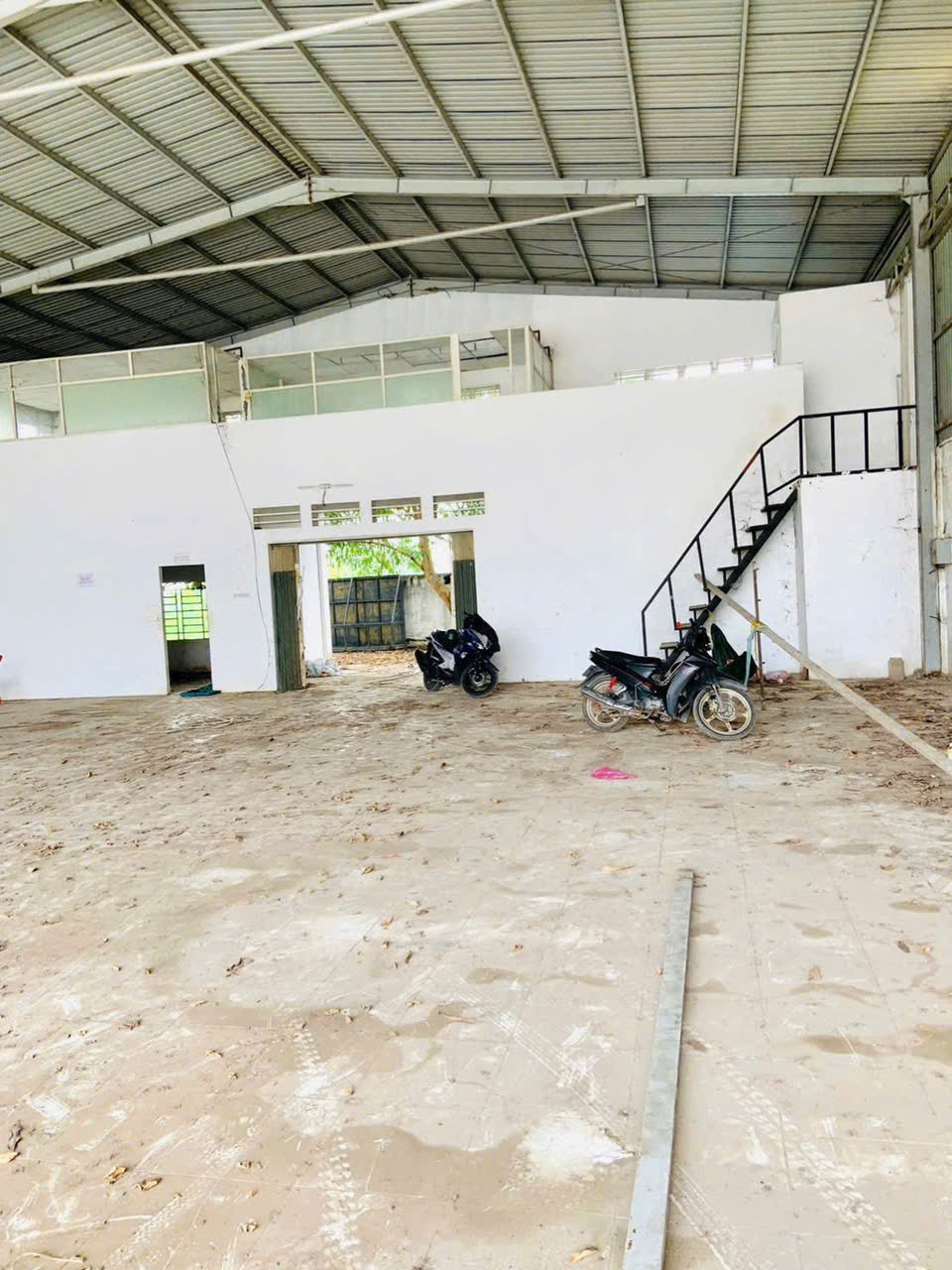 Bán nhà xưởng hẻm Võ Văn Bích , Bình Mỹ tdt 1076m2 full thổ ( dtxd 500m2 ) giá 17,5 tỷ