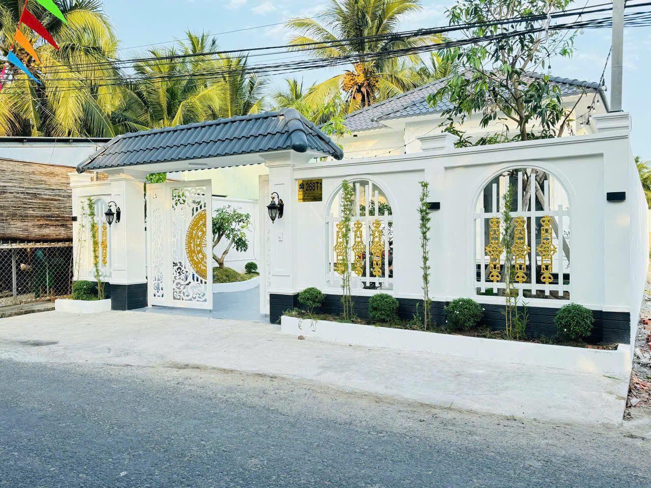 BIỆT THỰ 242M2 MẶT TIỀN LỘ CƠ KHÍ PHƯỜNG BẾN TRE