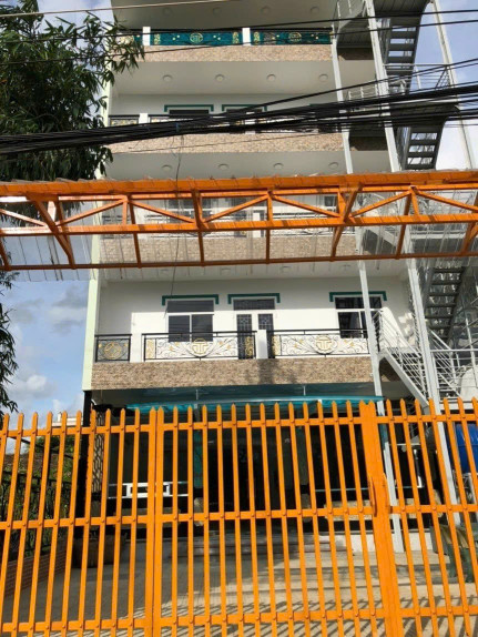 Chính Chủ Bán Nhanh KHÁCH SẠN Vị Trí Đẹp Mặt tiền Đường TP Tân An,  Long An