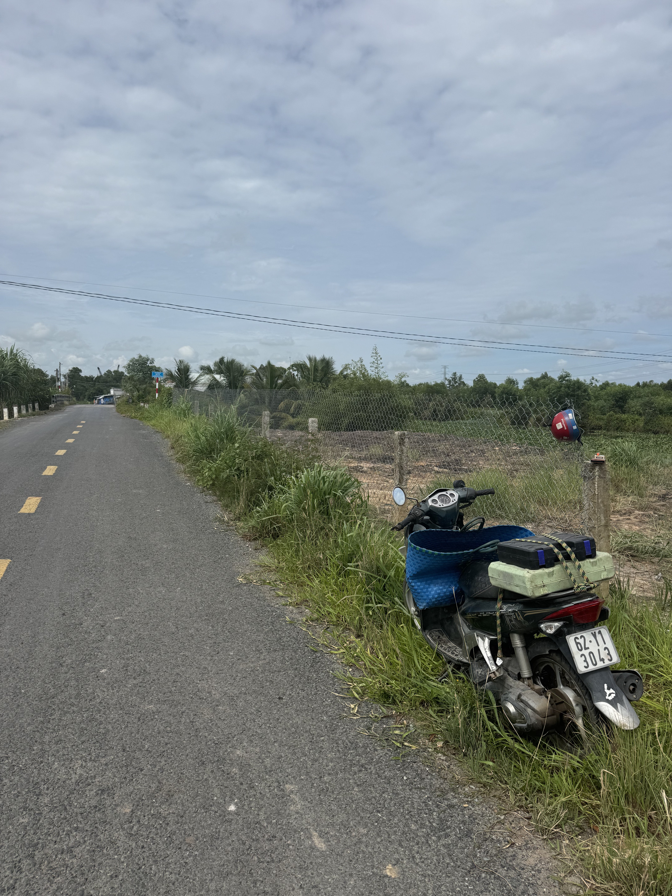 Hai mặt tiền