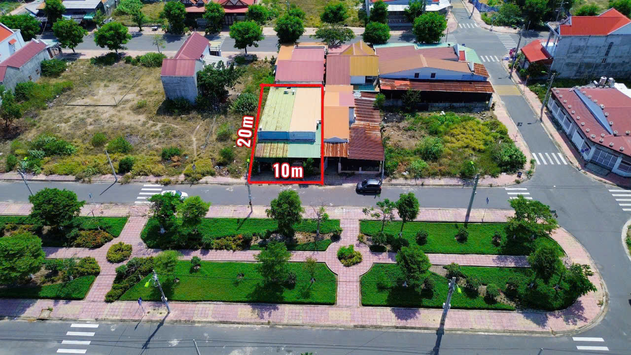 🌊 BÁN NHÀ + ĐẤT KHU K8 – CAM HẢI ĐÔNG – GẦN BIỂN – 204m2 – GIÁ 8,9 TỶ 🌴
