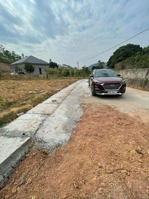 Bán đất 120m² 350 triệu tại Xã Vũ Xá-Lục Nam-0983088192
