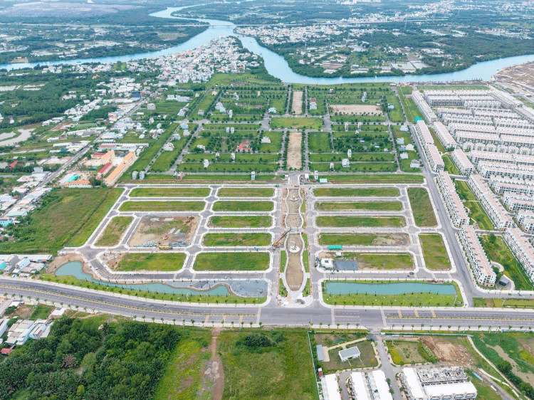 Bán đất 80m² giá 2.1 tỷ Xã Cần Giuộc