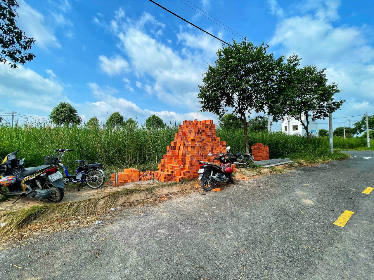 Bán đất saigon Village 80m², giá 2 tỷ 030, đường 12m.