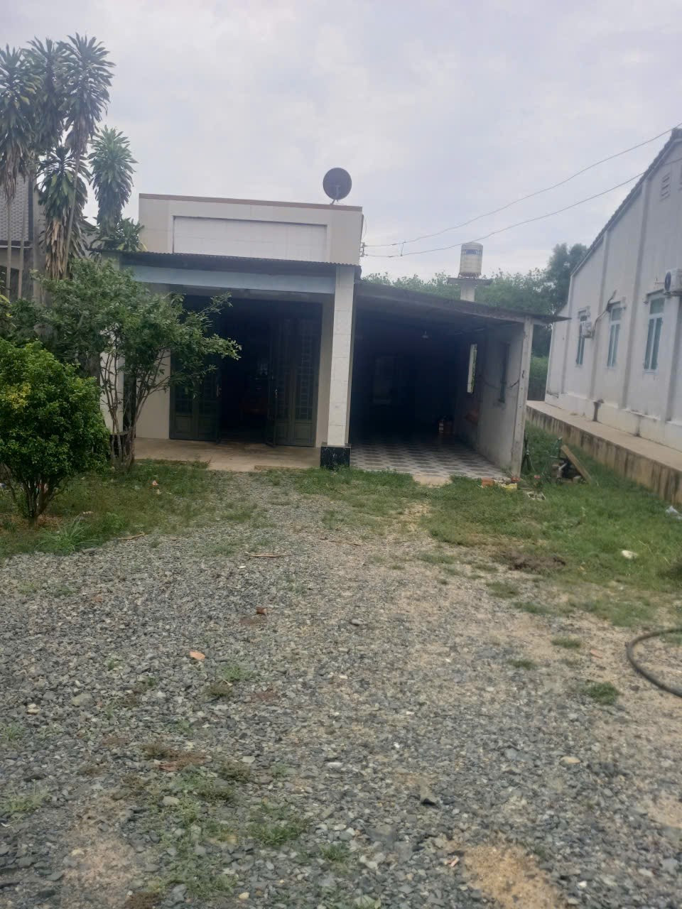 Bán nhà 245m² có sẵn 100m² thổ cư ngang 9m giá 450 triệu tại Xã Cầu Khởi