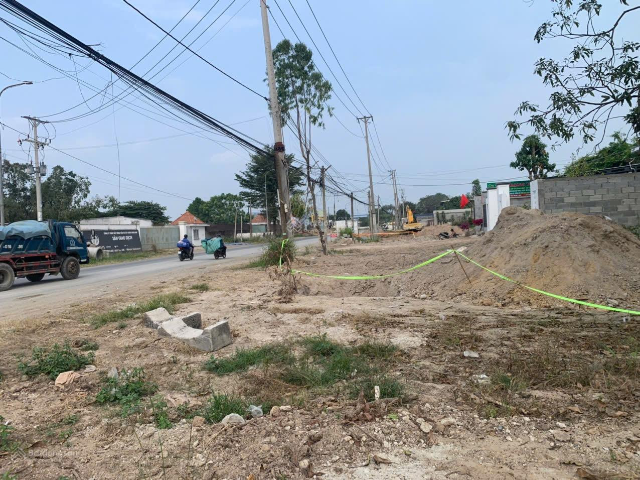 Bán đất 1228,5m² ngang 19m giá 15 tỷ Xã Châu Pha