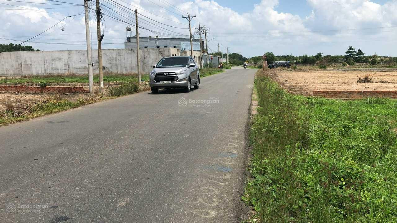 Bán đất 554m² ngang 10m giá 2.3 tỷ Xã Châu Pha