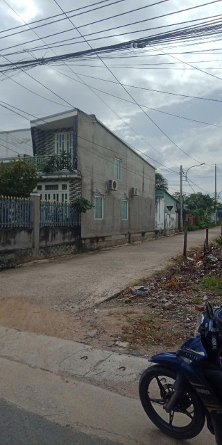 Bán đất 337.4m² ngang 9m giá 2.7 tỷ Xã Châu Pha