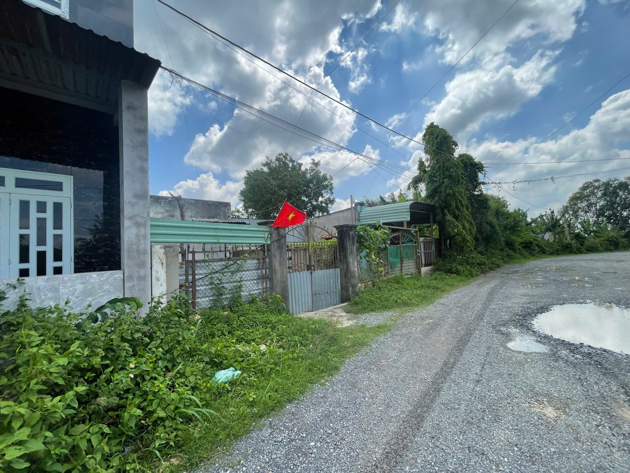 Bán đất 199.2m² ngang 15m giá 2 tỷ Xã Châu Pha
