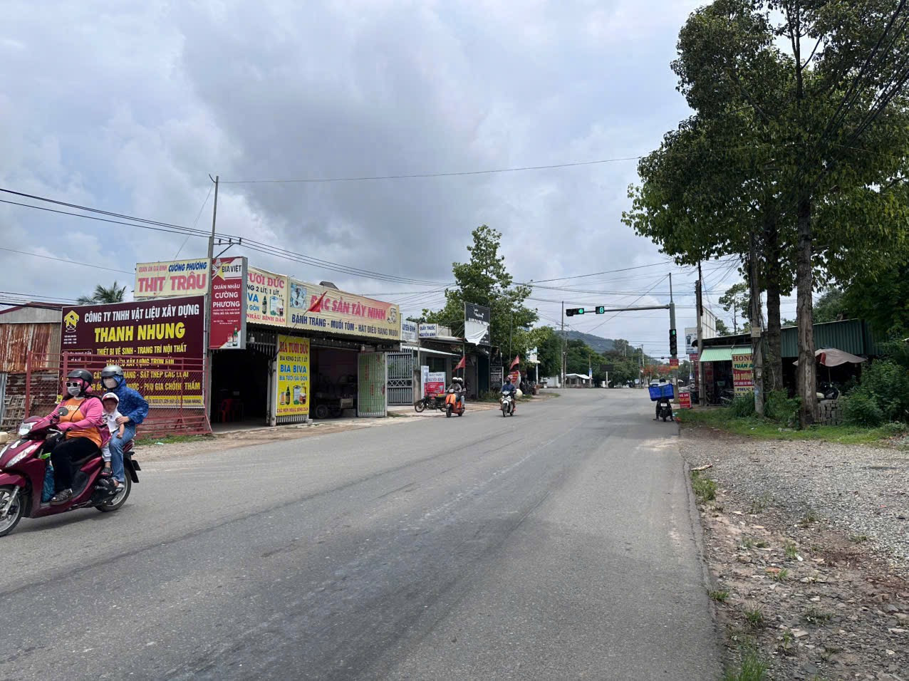 Bán đất 4241m² ngang 19m giá 17 tỷ Xã Châu Pha