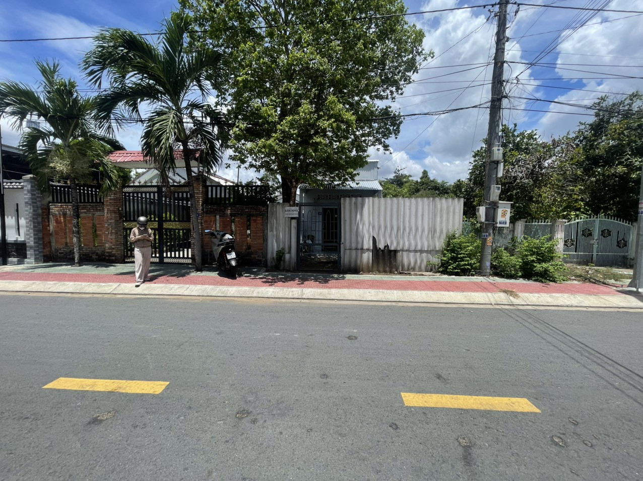 Bán nhà 200m² có sẵn 100m² thổ cư ngang 6m giá 1 tỷ tại Xã Châu Thành