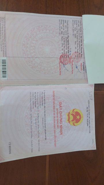 Bán đất kèm nhà cấp 4