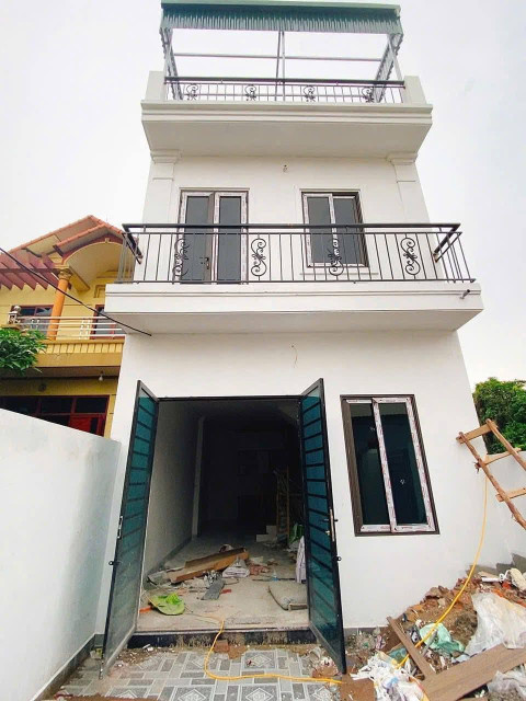 Nhà 3 tầng cực đẹp, Sát KCN Phố Nối A, giá tốt: 0835459289