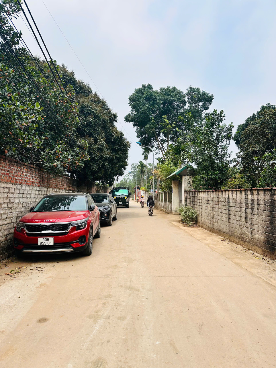 [BÁN GẤP] Gia đình cần tiền bán lại mảnh 120m2 tại Trại Hồ, Cổ Đông, Sơn Tây chỉ nhỉnh 19tr/m2