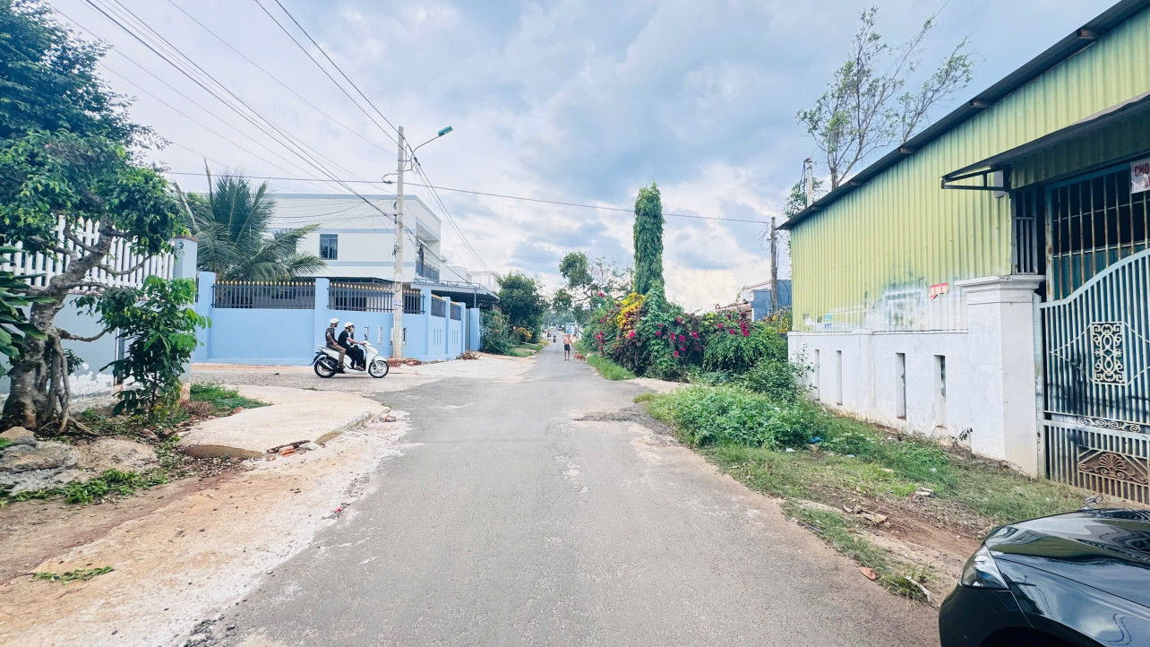 Bán đất 🍀Mặt tiền a4 thôn 1 cư bur🍀 250.7m² 3.39 tỷ tại Xã Cư ÊBur Thành phố Buôn Ma Thuột