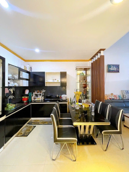 Bán nhà 104.2m² ngang 5m giá 3.15 tỷ tại Xã Cư ÊBur Thành phố Buôn Ma Thuột