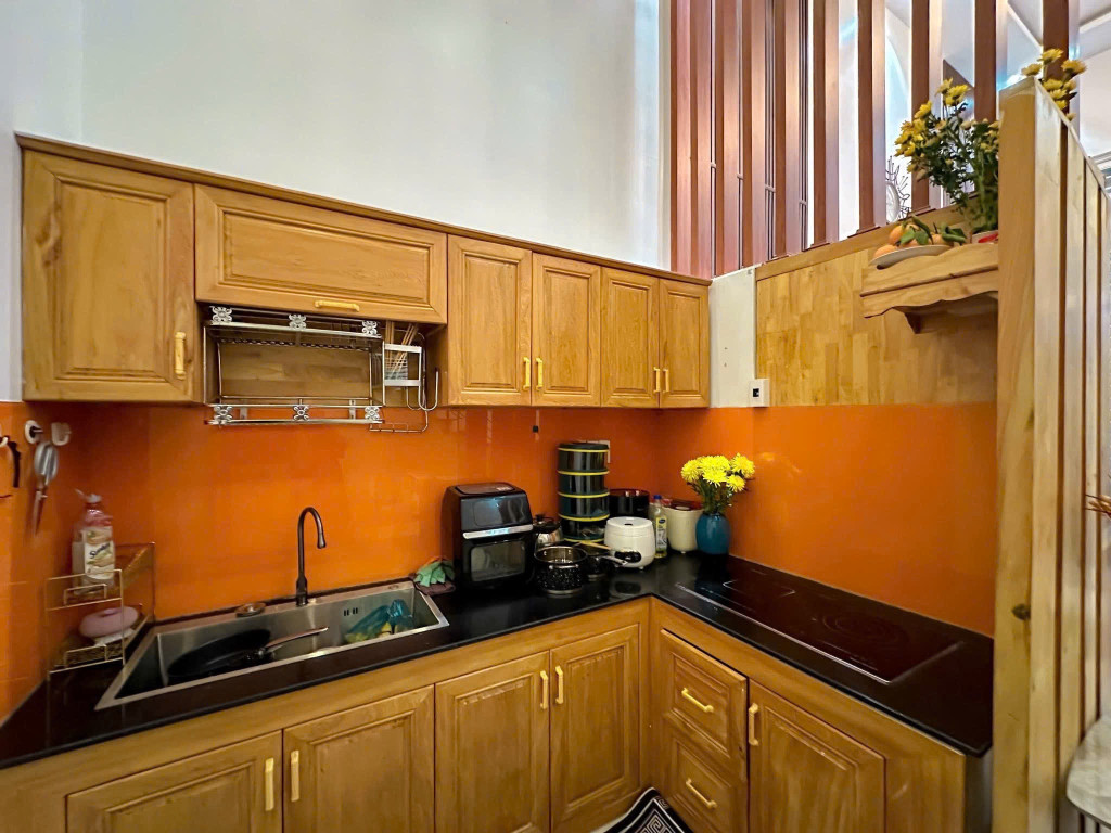 Bán nhà 97.9m² ngang 5m giá 1.79 tỷ tại Xã Cư ÊBur Thành phố Buôn Ma Thuột