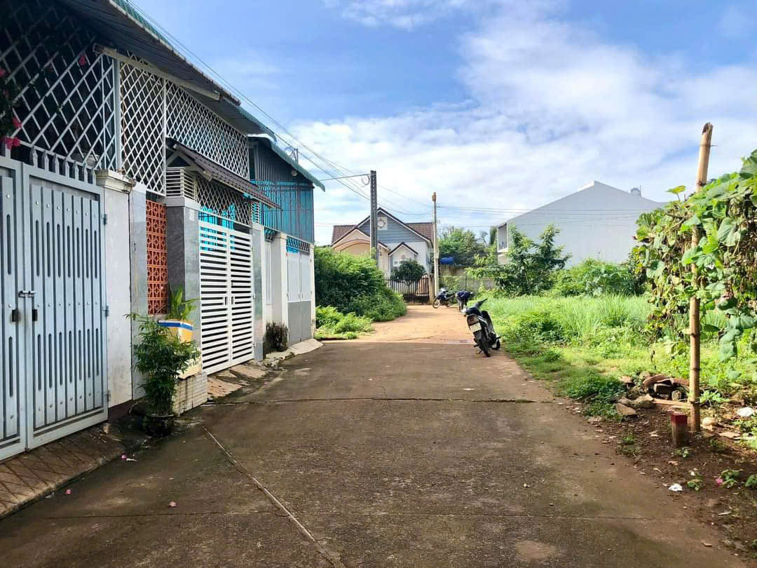 Bán đất 107.1m² ngang 5m giá 1.95 tỷ tại Xã Cư ÊBur Thành phố Buôn Ma Thuột