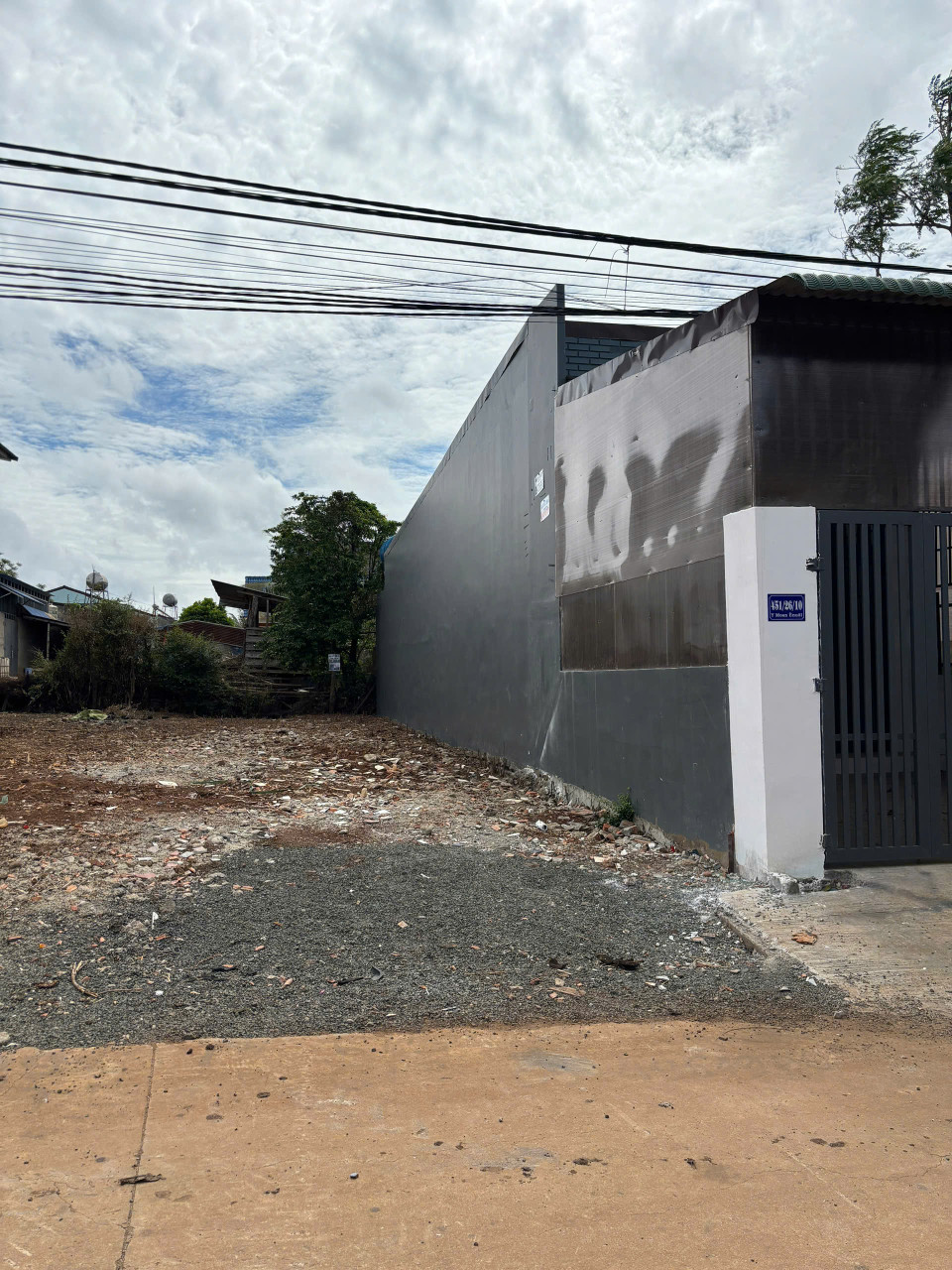 Bán đất 📌📌ĐẤT HẺM 451 YMOAN RẺ TRÁI  103.7m² 1.5 tỷ tại Xã Cư ÊBur Thành phố Buôn Ma Thuột