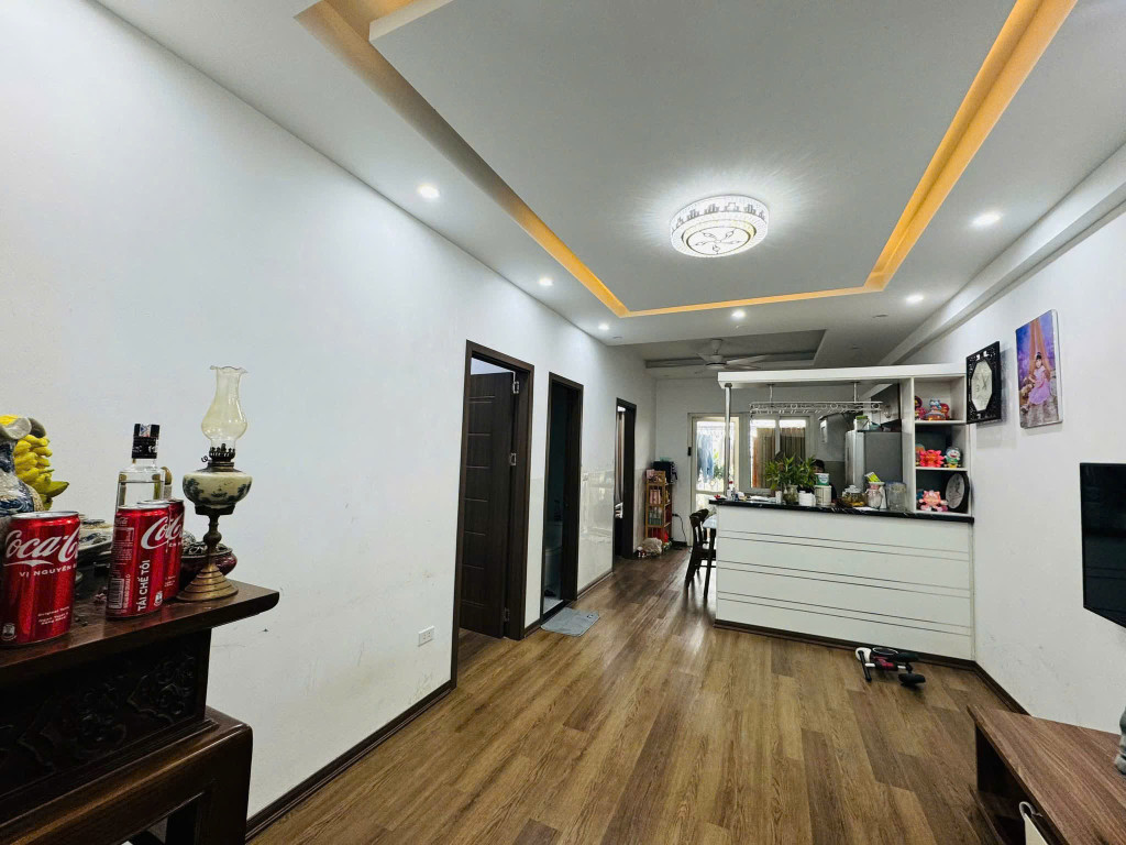 Cần bán gấp căn hộ 65m hướng Nam full nội thất, giá chỉ 2.1 tỷ tại KDT Thanh Hà Cienco 5
