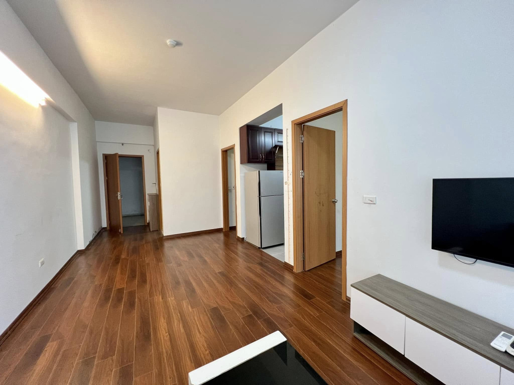 Chính chủ bán căn hộ 2 ngủ tầng 11 giá 2.2 tỷ tại 3 tòa mới KDT Thanh Hà Cienco 5