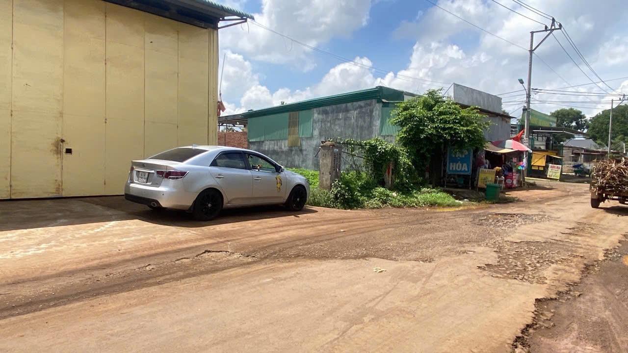 Bán đất thổ cư 300m² ngang 10m giá 3 tỷ tại Xã Cư M'gar Huyện Cư M'gar