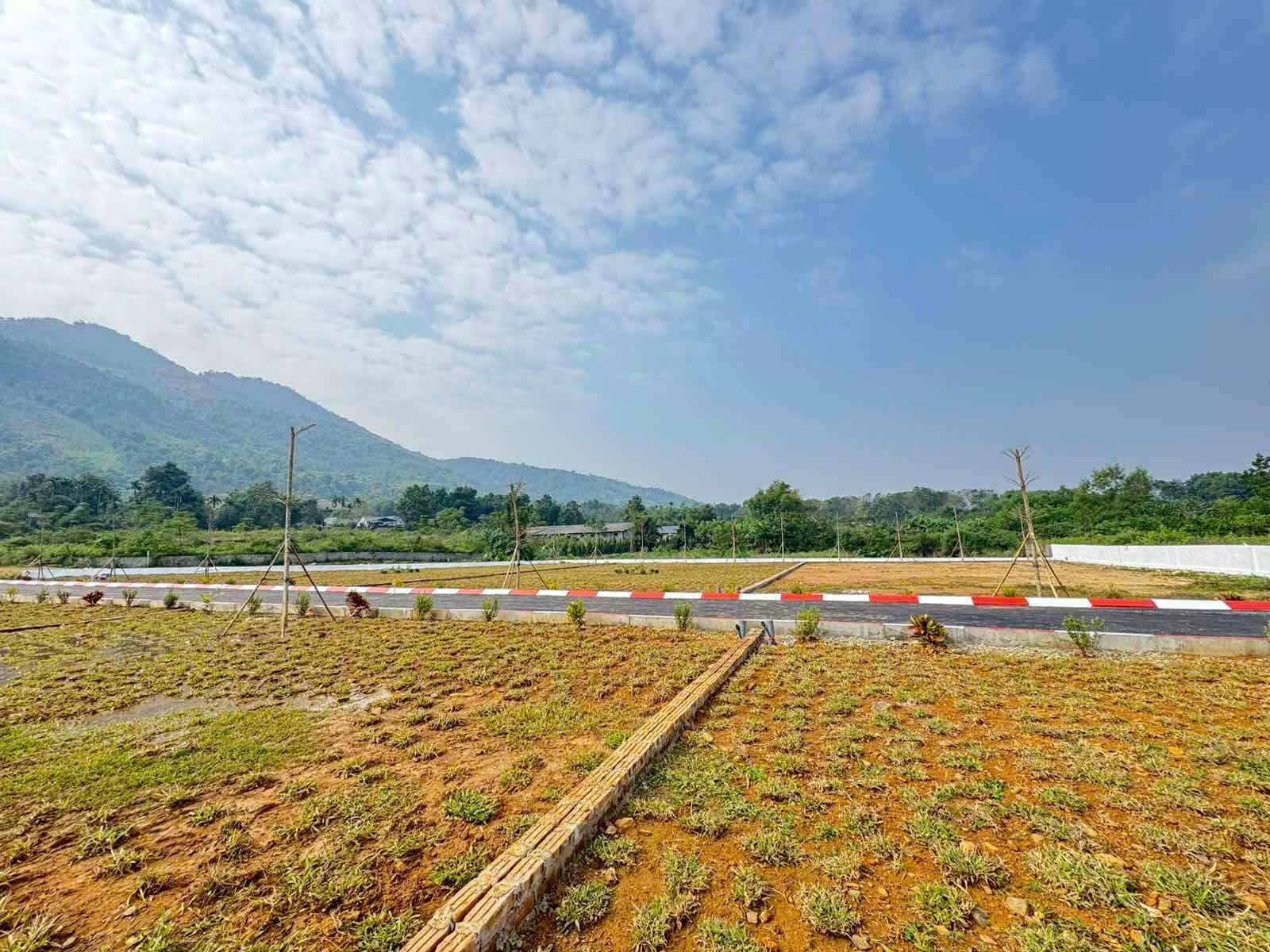 TÂM ĐIỂM NGHỈ DƯỠNG CƯ YÊN- SÁT KCN NHUẬN TRẠCH- LÔ GÓC 590M2