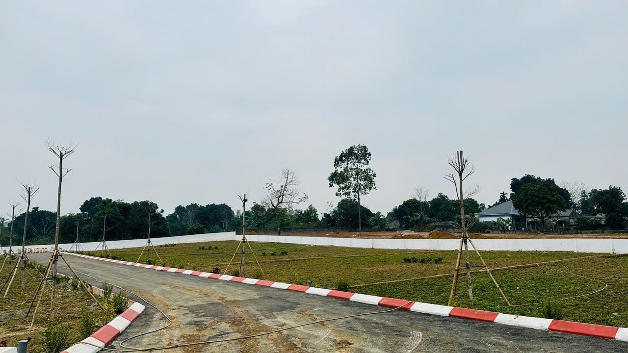 LÔ GÓC 590m² – 2 MẶT TIỀN – TRUNG TÂM VÙNG DU LỊCH NGHỈ DƯỠNG Cư Yên