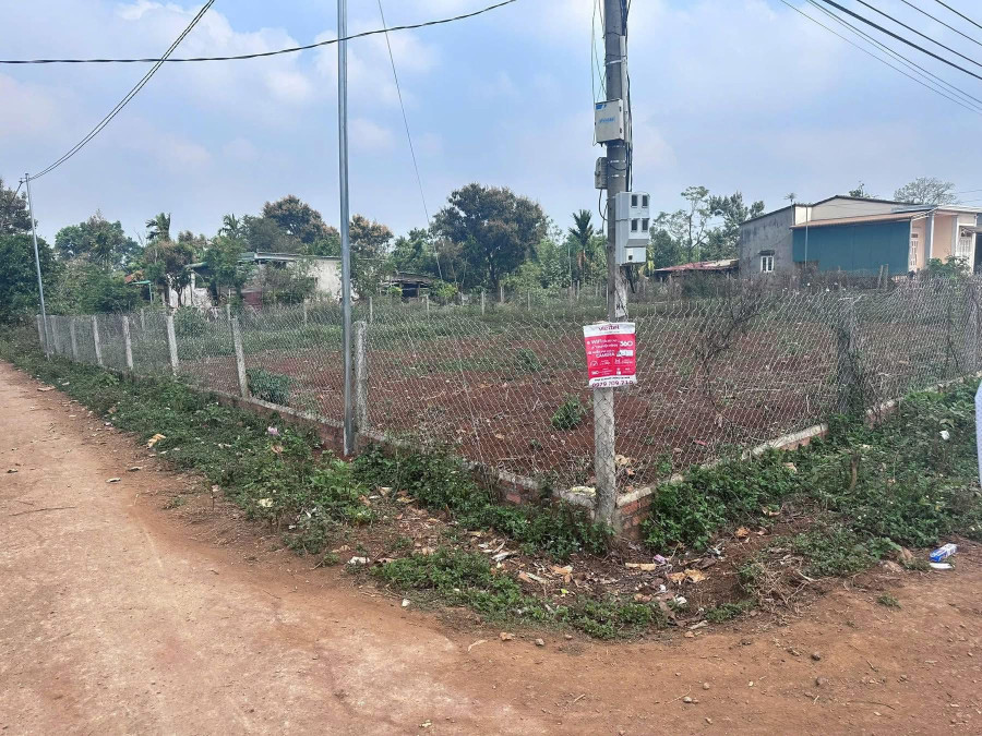ĐẤT CUOR DĂNG 2 MẶT TIỀN