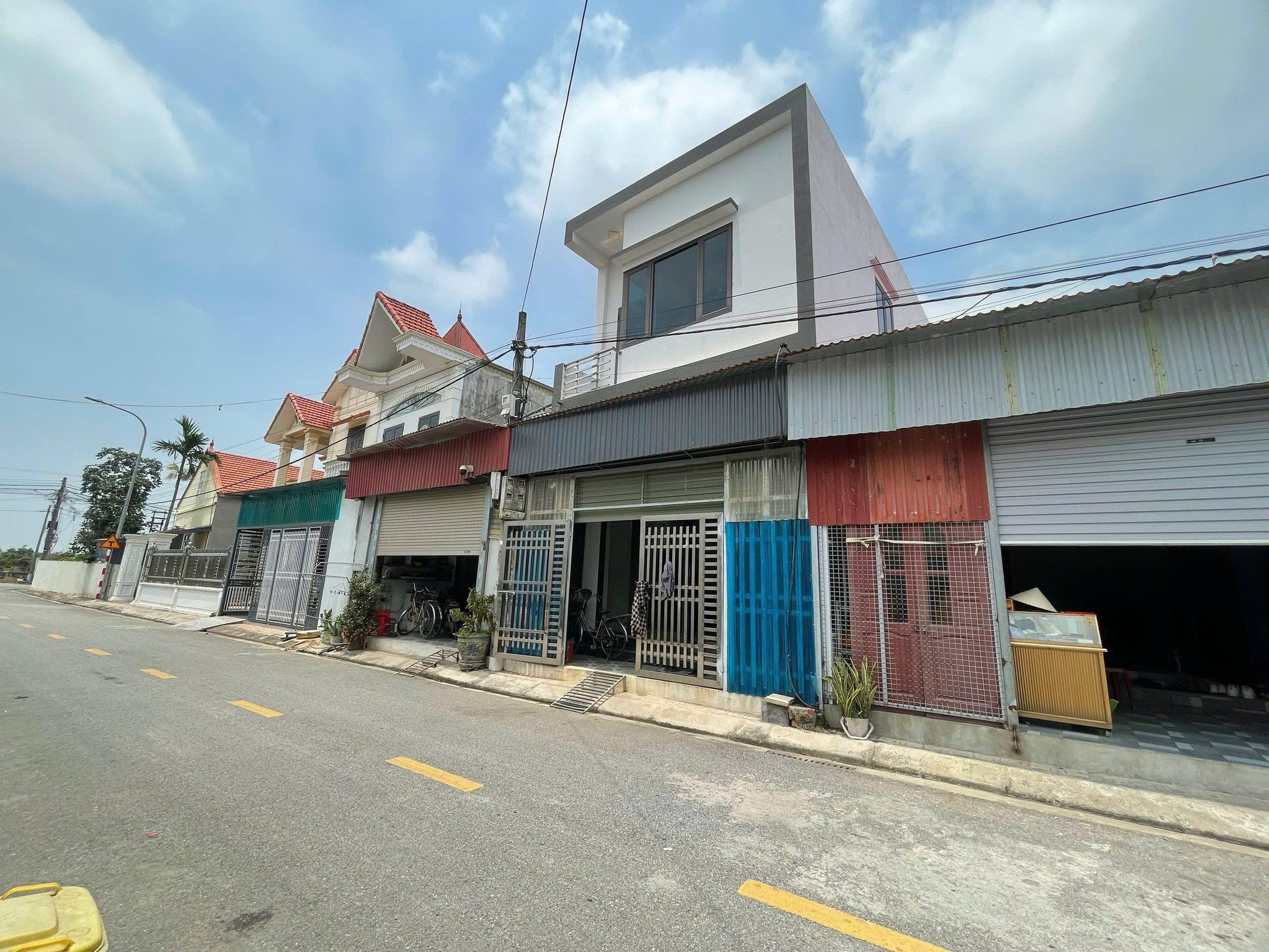 4HK108 🏡 NHÀ ĐẸP 2 TẦNG CAO TIẾN – KIẾN HƯNG – VÀO Ở NGAY