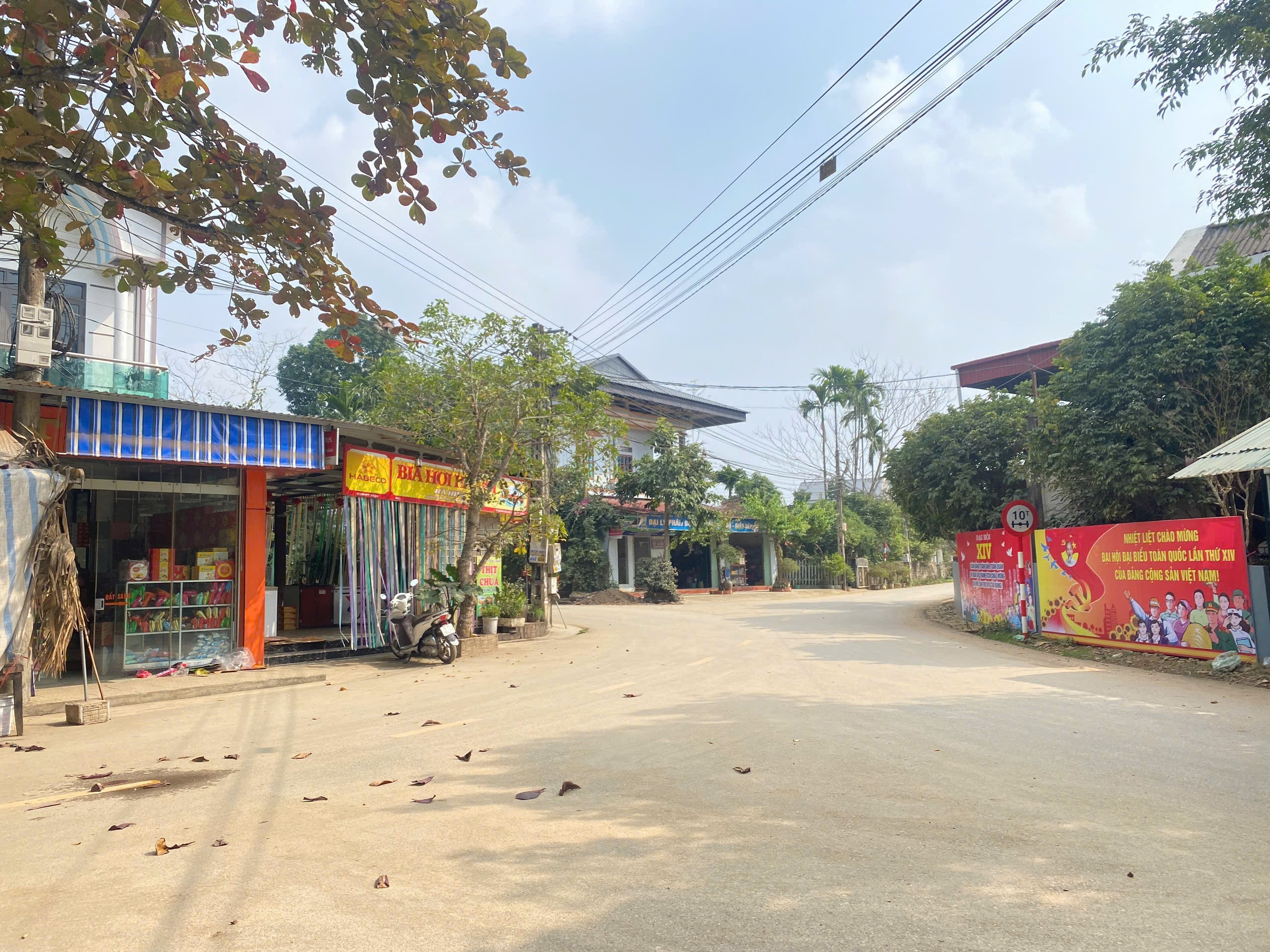 Bán đất 154.1m² có sẵn 50m² thổ cư ngang 6m giá 650 triệu tại Xã Đan Thượng