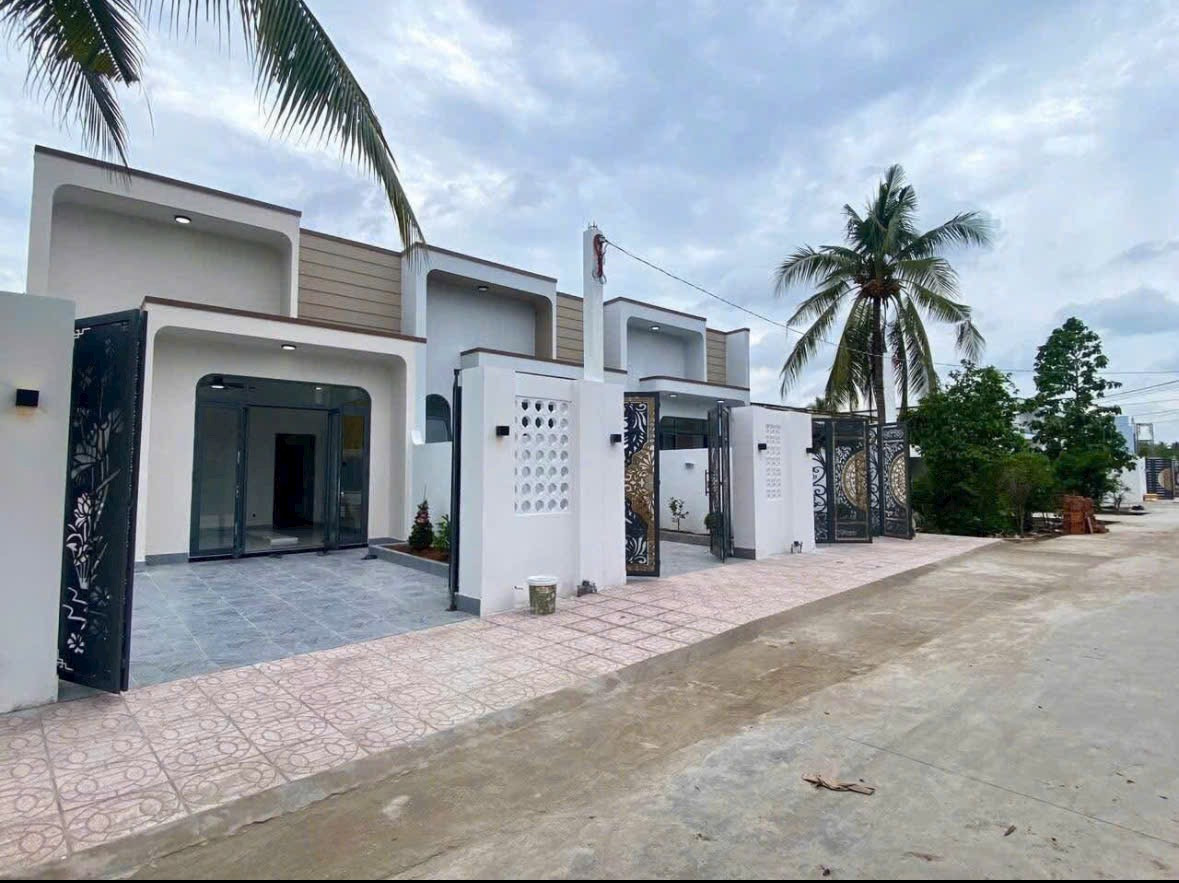 8 căn đã bán hết 7 còn 1 Căn Cuối Nhà Phường Đạo Thạnh, Mỹ Tho