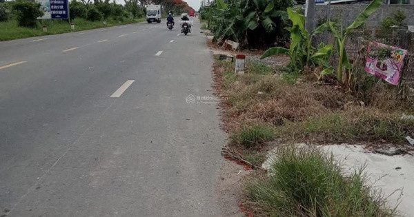 Bán đất 202.7m² có sẵn 80m² thổ cư ngang 5m giá 3.1 tỷ tại Xã Đất Đỏ