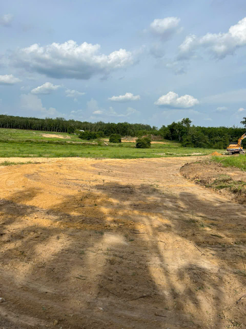 HÀNG SIÊU KHỦNG – 10HA ĐẤT ĐỊNH AN, DẦU TIẾNG – MT SUỐI, MT ĐƯỜNG: dt  100000m² ngang 450m giá 40 tỷ Xã Dầu Tiếng 0815422197