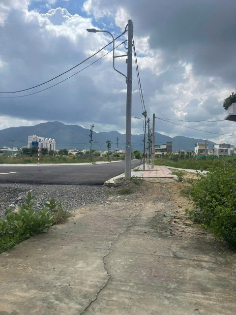 CHÍNH CHỦ CẦN NHƯỢNG LẠI LÔ ĐẤT CÓ VỊ TRÍ ĐẸP TẠI  DIÊN AN - DIÊN KHÁNH - KHÁNH HÒA.