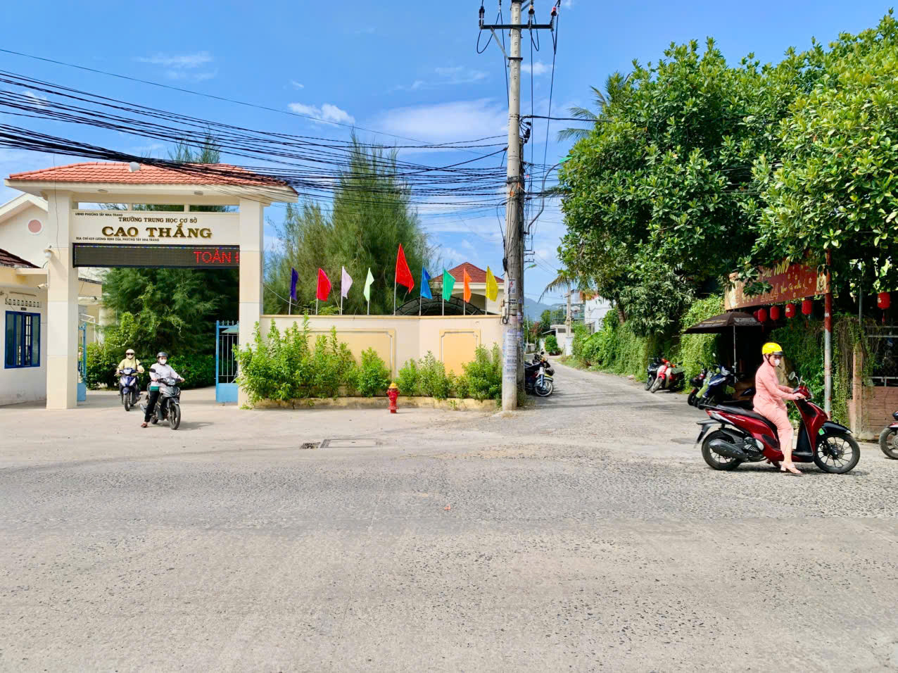 Bán đất hẻm Phú Nông, nở hậu, đường ô tô tận nơi