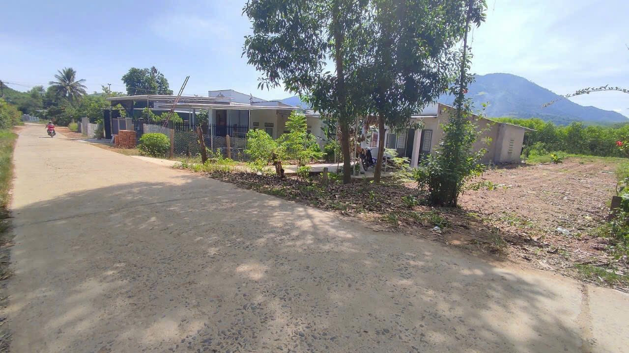 BÁN ĐẤT XÃ DIÊN XUÂN, GẦN KDL ĐẮC NHÂM TÂM