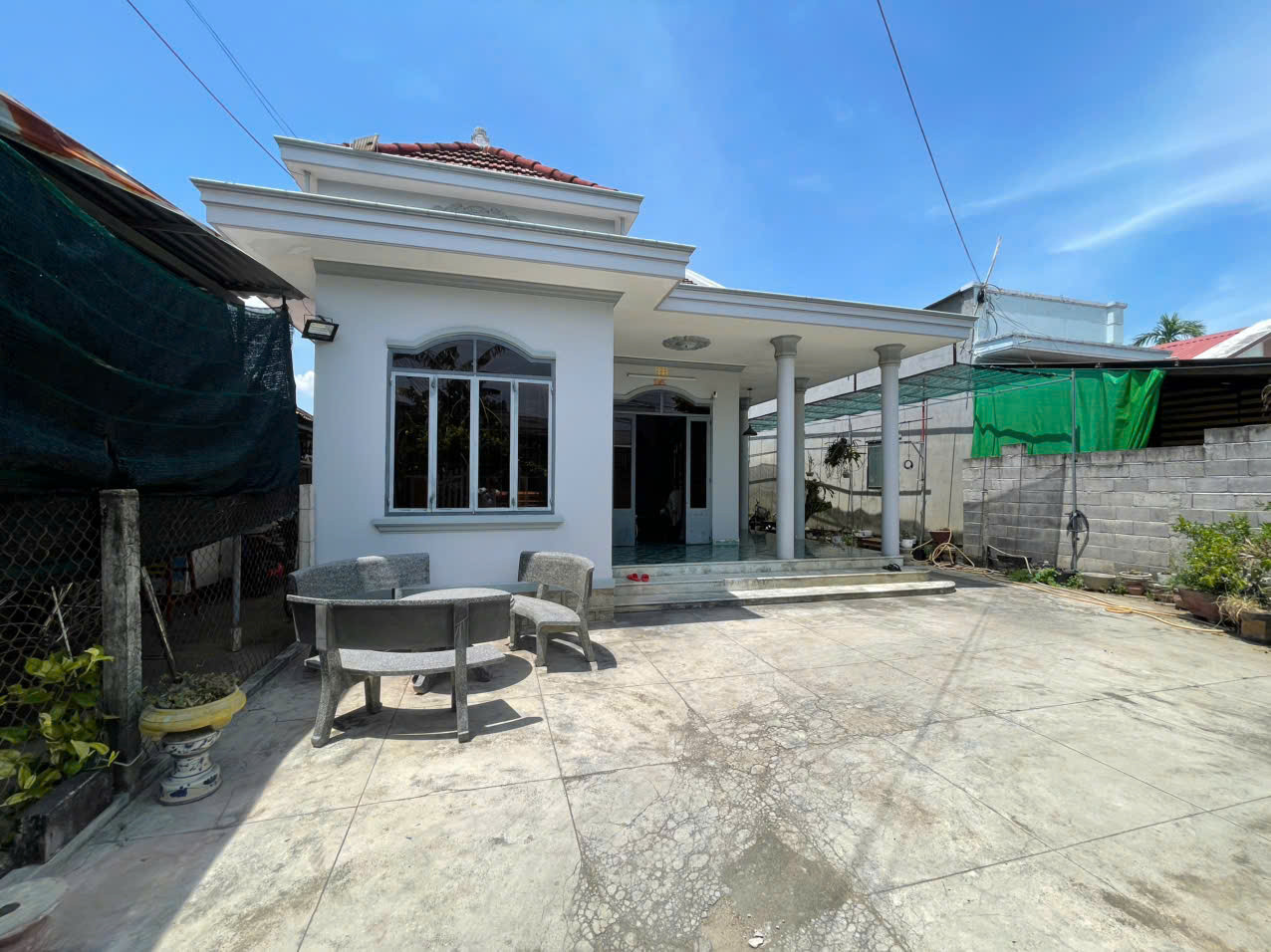 Bán nhà xã Diên Toàn, đường ô tô, gần bến xe liên tỉnh