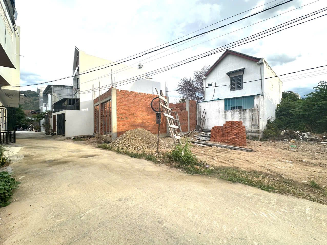 Bán Đất Diên Toàn Đường Ô Tô Giả Rẻ