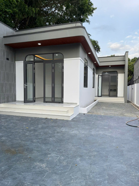 Bán nhà vườn mới xây, xã Diên Lâm, ngang 10m