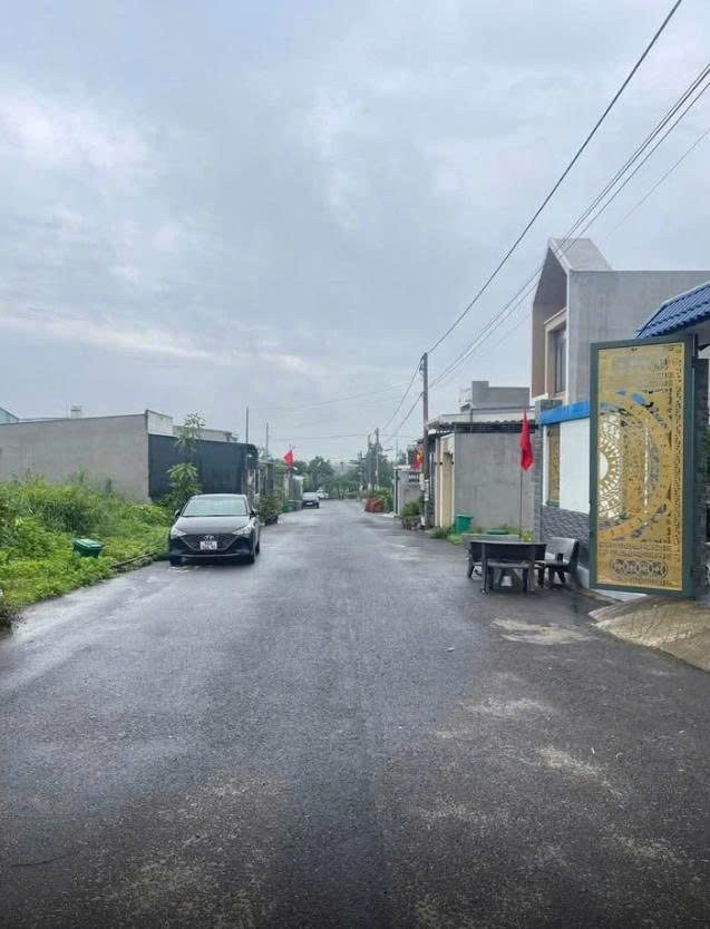 Bán đất tại Xã Phú Ngọc, Huyện Định Quán, Đồng Nai, 2,22 tỷ, 184,78 m2 giá tốt