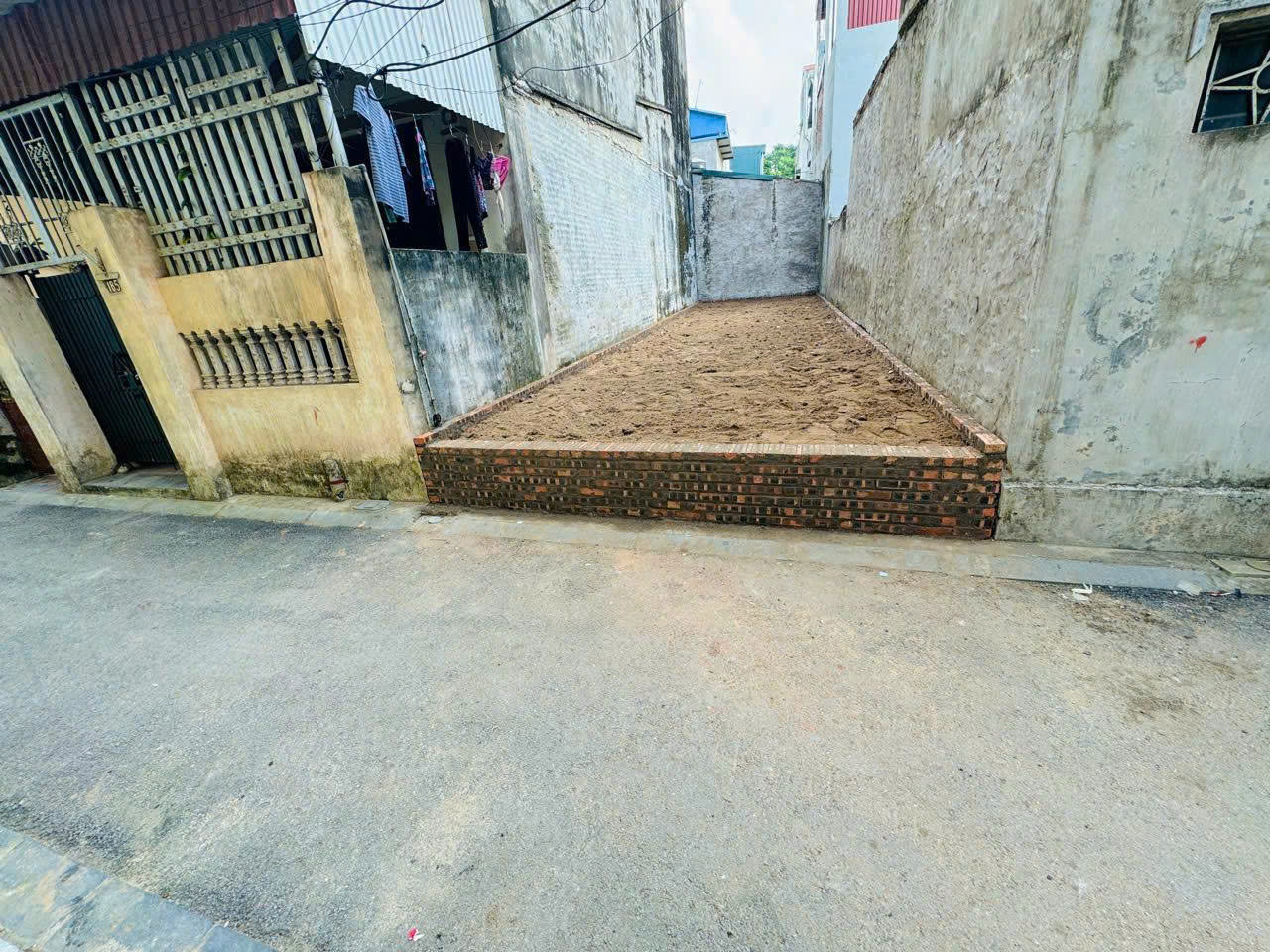 Bán 60m2 đất tổ 24 thị trấn Đông Anh đường 3m ô tô vào thoải mái